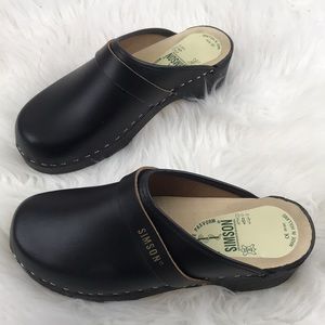 orthopedic clogs mules